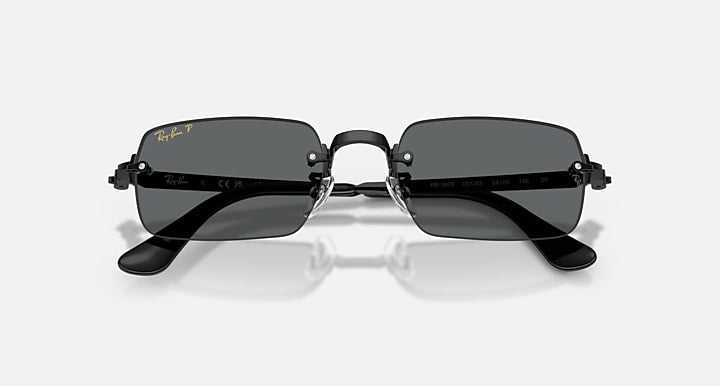 RB3928 di A$AP Rocky